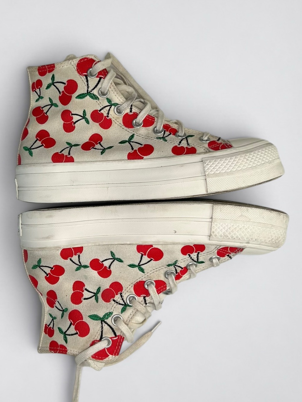Converse Chuck Taylor All Star Lift Cherries Platform High Women’s 8.5 - Picture 11 of 13